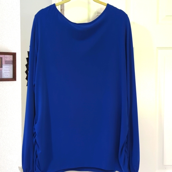 WORTHINGTON LIGHTWEIGHT STRETCH LONG SLEEVE SHOULDER ROYAL 💙 TOP 1X - Picture 2 of 3
